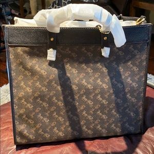 Brand new authentic coach bag. Never used